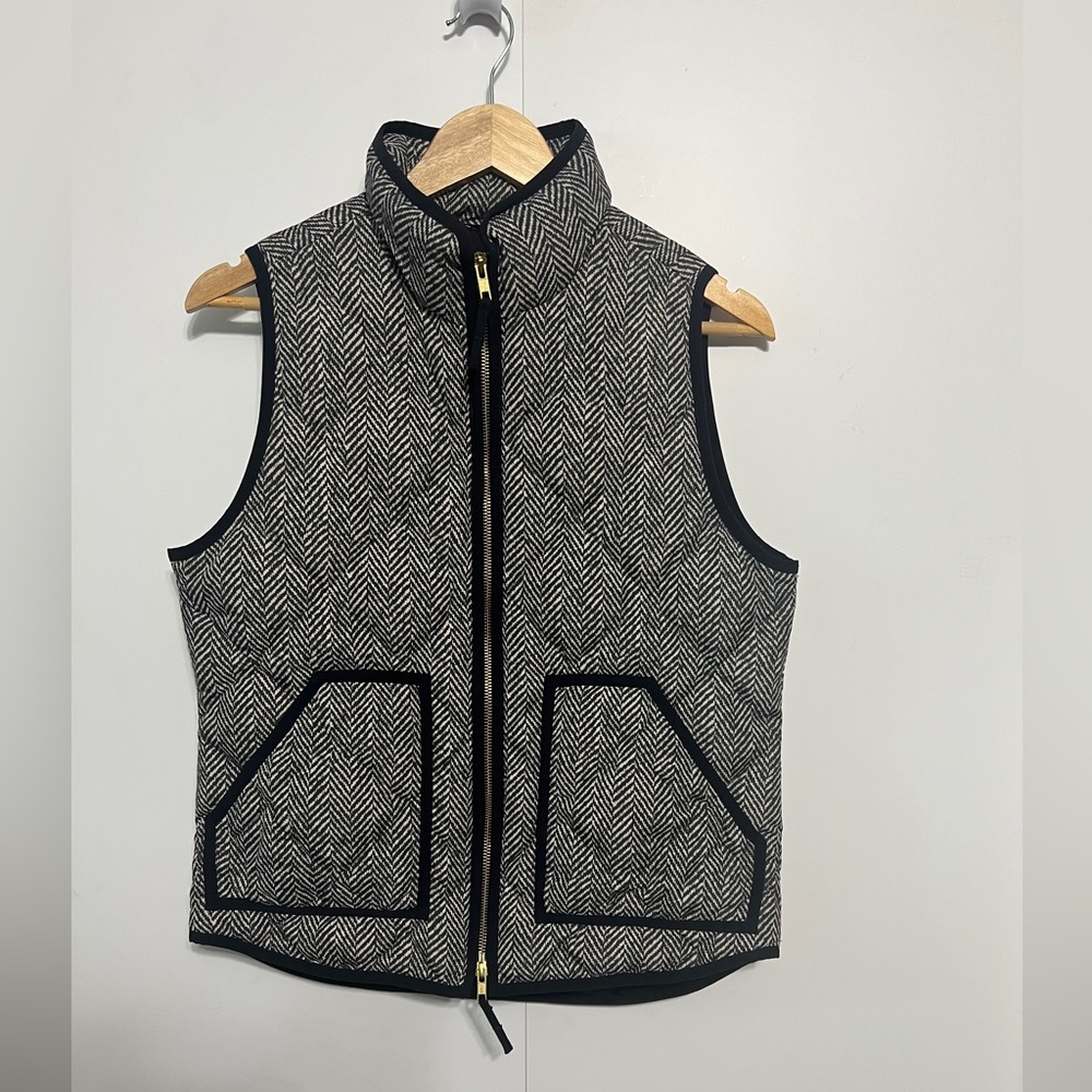J Crew Black and White Herringbone Vest